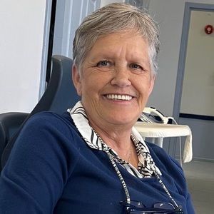 Meet your Posher, Deb